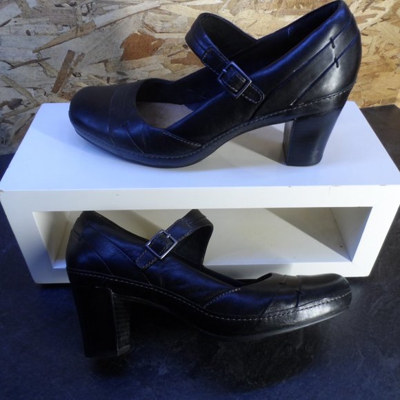 EUC Clark Artisan Active Air Mary Jane - Size 8-1/2 M - Picture 2 of 7